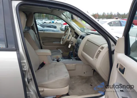 2012 Ford Escape Xlt z USA, uszkodzony, nr VIN 1FMCU0D7XCKA01797